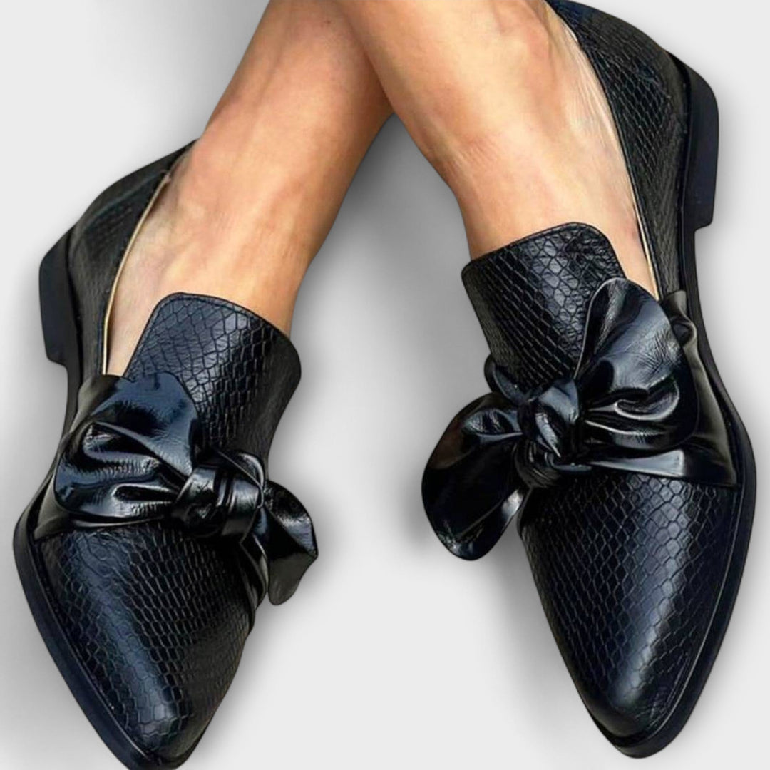 Gabrielle | Loafers With Bow Detail