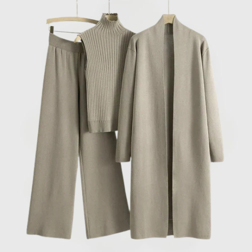 Tinna | Three-Piece Relaxed Lounge Set